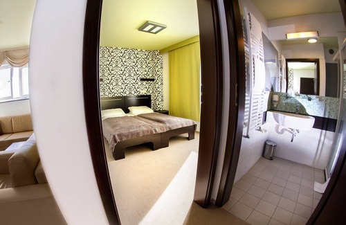 Srodmiescie Hotel | Hotton Hotel
