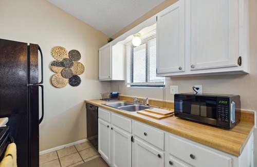 Wichita House | HotTub, Theater, King Duplex in West Wichita