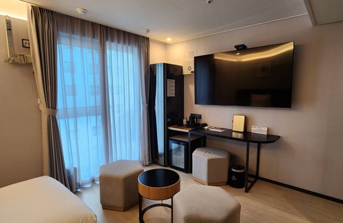 Choryang Hotel | Hound Hotel Busan Station