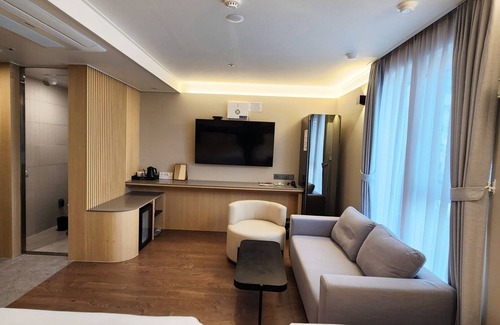 Choryang Hotel | Hound Hotel Busan Station