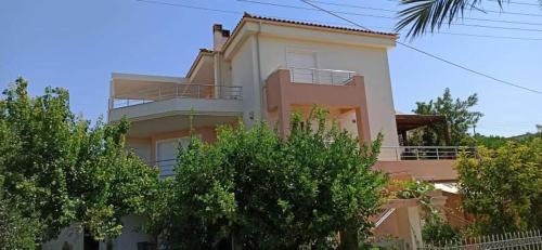 Saronikos Villa | House,1000m from beach