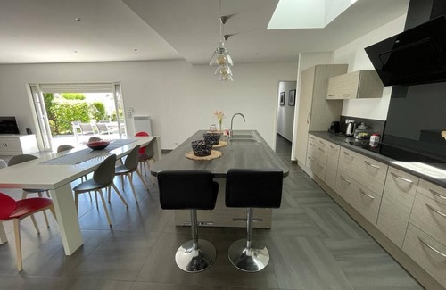 La Bree-les-Bains Villa | House 5* - near sea - swimming pool & garden - La-Brée-Les-Bains (Oléron)