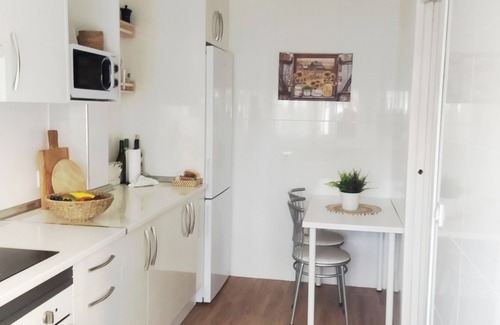 Navaluenga House | House 50 meters from the river and natural pools, ideal for families.