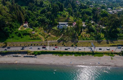 Khelvachauri Hotel | House at the Sea