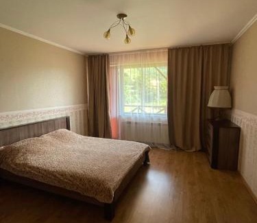 Polyana House | House by the river