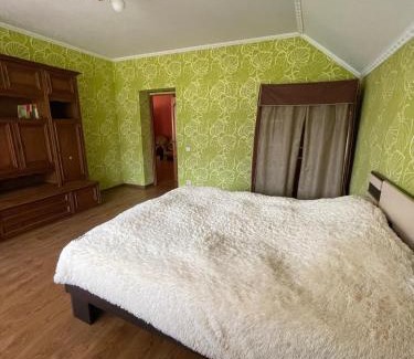 Polyana House | House by the river