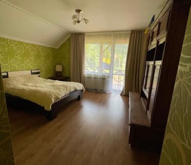 Polyana House | House by the river