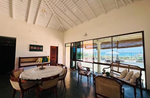 Hikkaduwa House | House by The Sea Hikka
