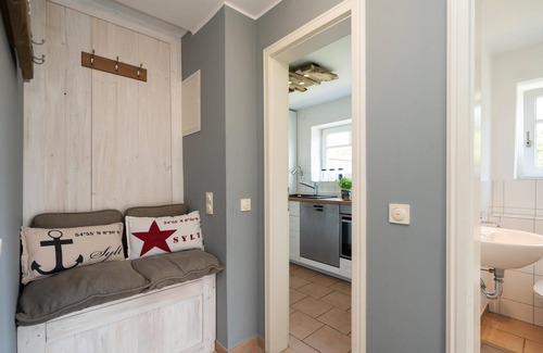 Rantum House | House close to the beach for 4 people with sauna, terrace, garden, parking space, WLAN.