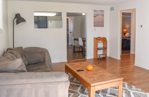 Devils Lake House | House close to town and lake