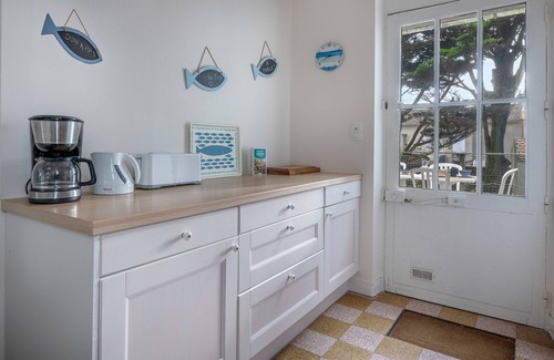Loire-Atlantique Ski Chalet | House for 12 - Sea view - La Bernerie beach