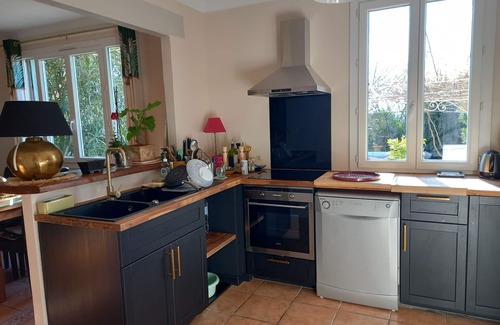 Couronne Urbaine Villa | House for 5 persons and T2 apartment for 2 persons