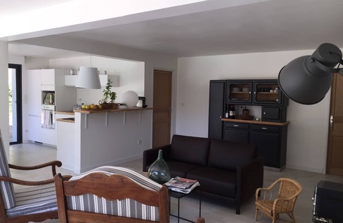 Le Revest-les-Eaux House | House for 8 people with swimming pool in the Var hinterland