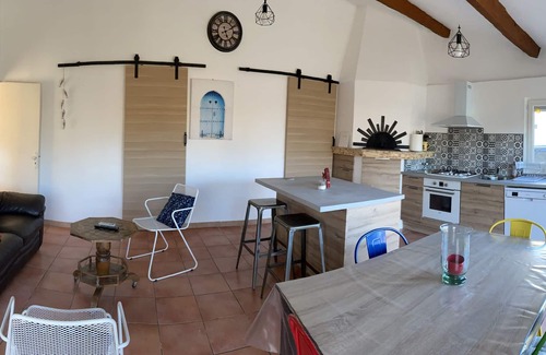 Port-Saint-Louis-du-Rhone House | house - 3 rooms - 4/6 persons