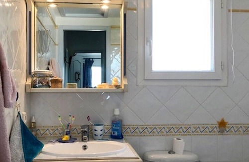La Rouviere House | House in estate with swimming pool, tennis, near golf course and 15 min from beaches!