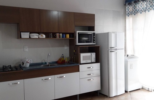 Palhoca House | House in Pinheira Beach at 50m from the beach w/Wi-Fi for up to 8 People