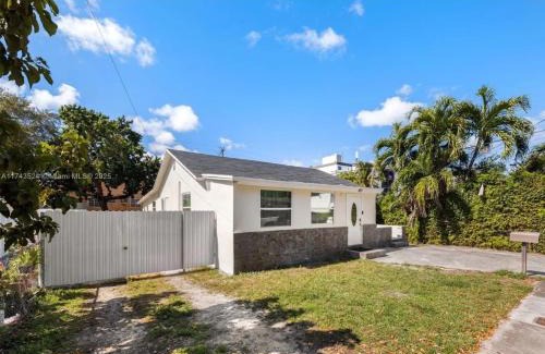 Little Havana House | House in the Heart Of Miami