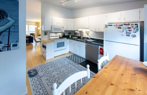 Lambertville House | House in the Tree Tops