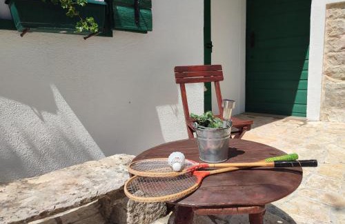 Bristane House | House Kuna - kuća za odmor i opuštanje -NP Krka