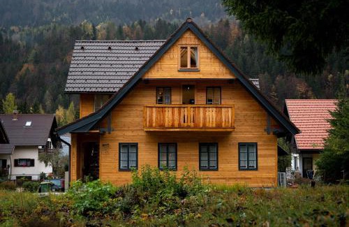 Kranjska Gora Apartment | House Leska