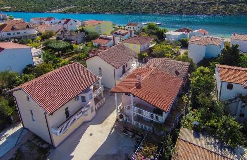 Podglavica House | House Lucija