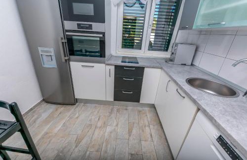 Podglavica House | House Lucija