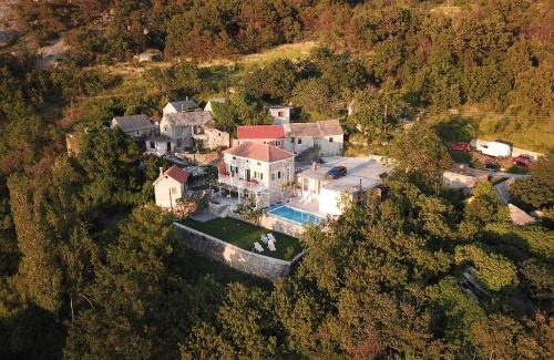 Donje Sitno House | House Marinka