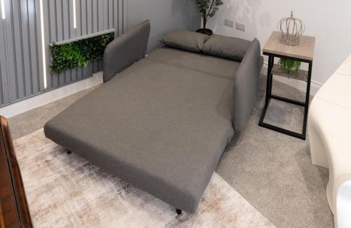 Royal Tunbridge Wells Apartment | House Of Cards