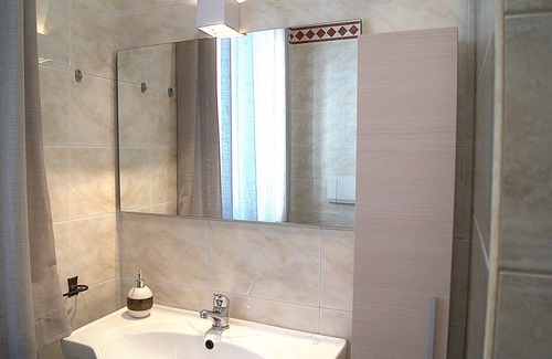 Municipio 5 Apartment | House of Noah EARTH