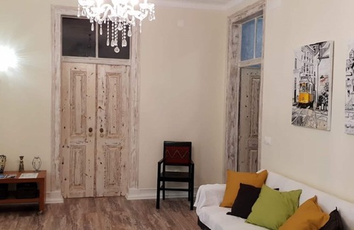 Santa Maria Maior Apartment | House of S. Vicente (Free Airport Transfer)