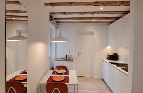 Split Apartment | House Olenta