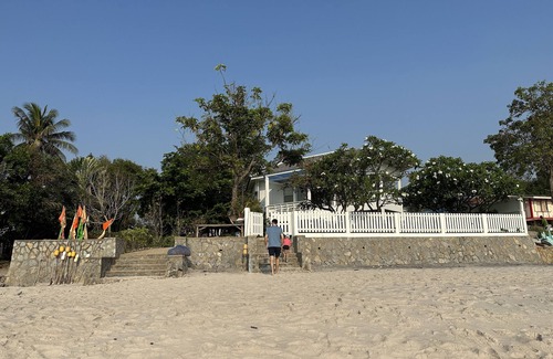 Hua Hin House | House on the Beach! 5 mins walk on beach to hotels and coffee shops/