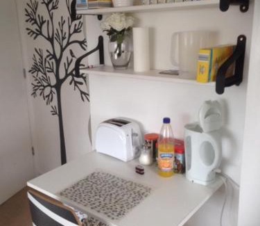 North Moreton House | House on the Corner B&B