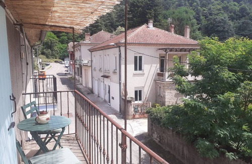Vals-les-Bains House | House Village Vals les Bains