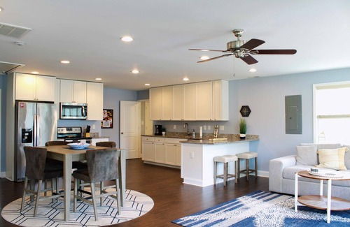 Pasadena Cottage | House w/Water Views of Rock Creek 2BA 2BA Cottage