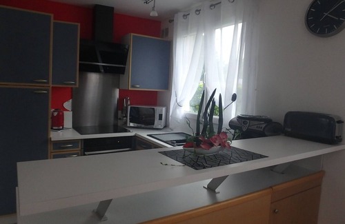 Auppegard House | House with enclosed garden in village near dieppe