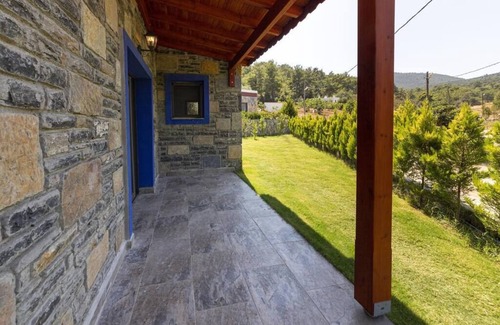 Yaliciftlik House | House with Garden and Private Pool in Bodrum
