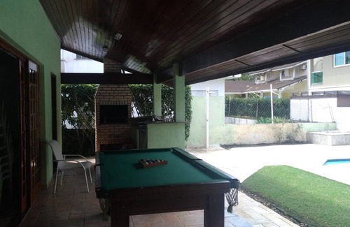 Vista Linda House | House with Pool - Hanga Roa Condominium
