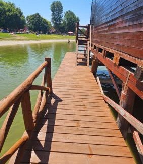 Senec Apartment | Houseboat Slnečné jazerá, apartmán 1
