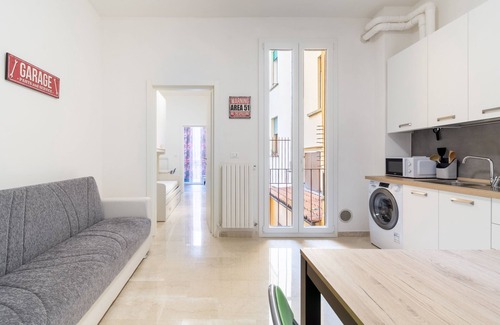 Historic Center Apartment | HouSmart San Carlo 17
