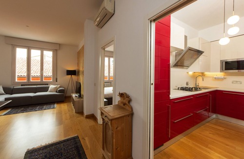 Historic Center Apartment | HouSmart Sant'Isaia 67-2