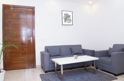 Sushant Lok Hotel | Housr DLF Phase 4 Sector 28 Gurgaon