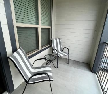 Houston Apartment | Houston Airport Stay with Fast Wifi & Free Parking