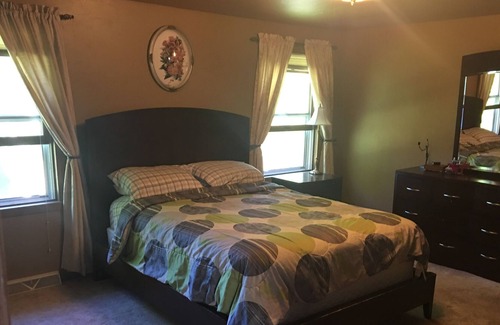 Howard House | Howard/Green Bay Home