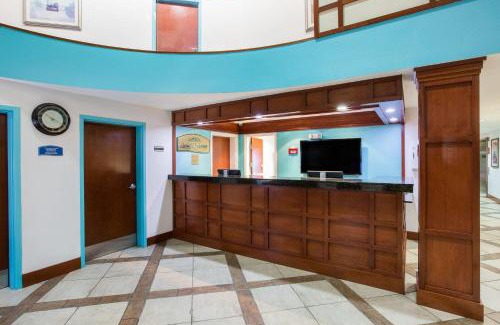 Evansville Hotel | Howard Johnson by Wyndham Evansville East