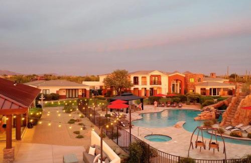 Pinnacle Peak House | HoZho Main Estate