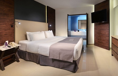 Leon Hotel | HS HOTSSON Smart León Centro Max