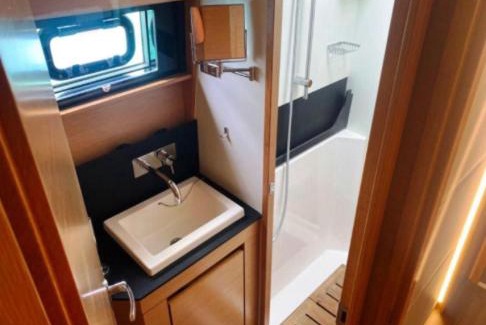 Komolac Boat Rental | Huck Finn Catamarans