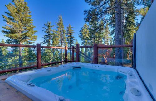 Ridgewood House | Huckleberry Haven - Luxury Lake View 4BR in North Lake with Private Hot Tub