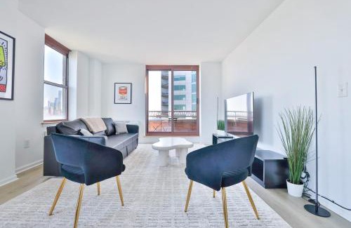 Hoboken Apartment | Hudson River waterfront apt w sweeping NYC views